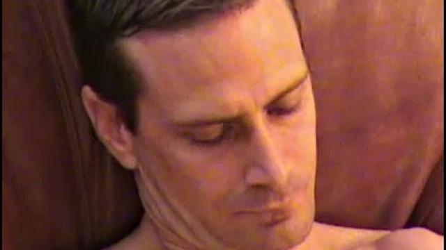 Perry is a good-looking exhibitionist who loves jacking off in front of the camera