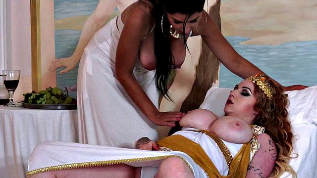 A Threesome with Cleo