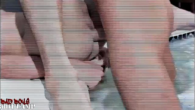 Твинки надувают пузыри - часть 2 с KB Cox и JJ MCQ