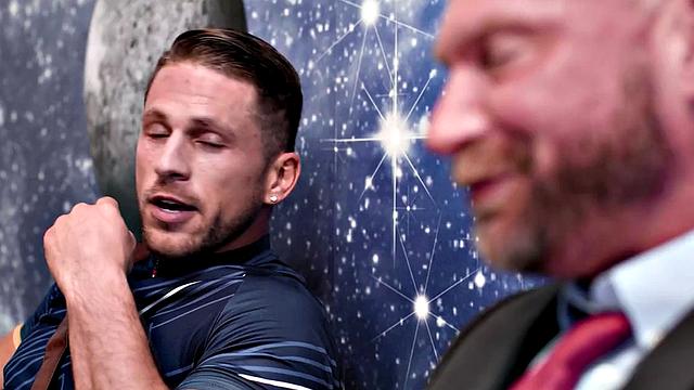 Public gaydaddy enjoys bareback with athletic jock