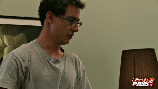 Allie Haze cuckolds her man