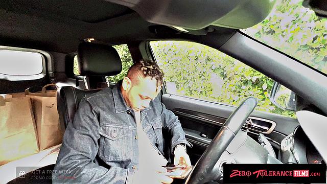 I Fucked MY BLONDE GIRLFRIEND After My Deliveries - ZeroToleranceFilms