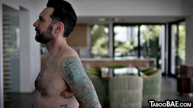 Cockhungry baes drilled in 3some