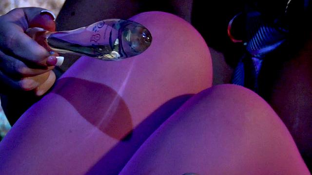 Watch this curvy babe in leggings toy her wet pussy with a dildo up close and personal