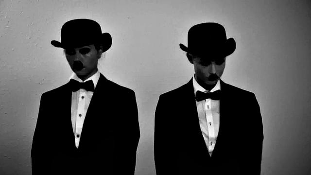 горячая страсть льется в душе рекой