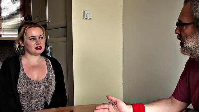 SPASCALSSUBSLUTS - Amber West dommed and in mouth