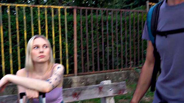 HUNT4K. Experienced man satisfies a guy's blonde GF for cash