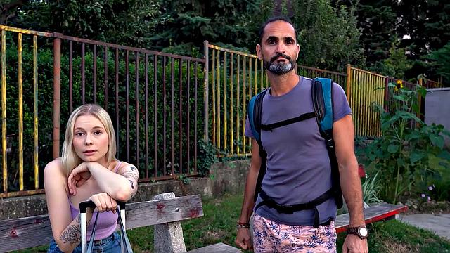 HUNT4K. Experienced man satisfies a guy's blonde GF for cash