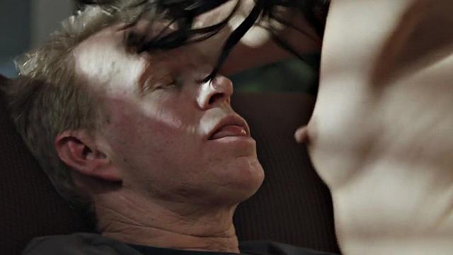 Stepdad fucks bigbooty stepdaughter in wet hole