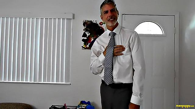 The Enigma Of the Shrinking Perv - Richard Lennox