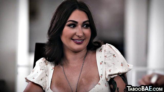 Hairy babe gets pussypounded by BF