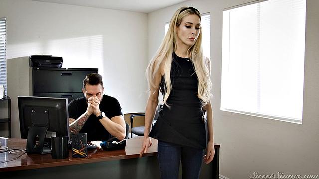 Алекс в шкафу ревнует, пока Дэвид трахает Карли после ужина - вот что значит ужин с последствиями!