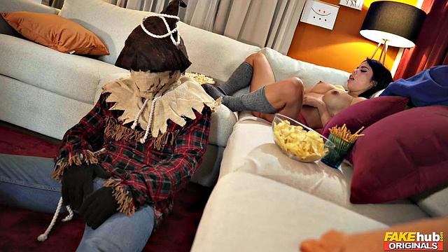 Housemates Halloween Surprise