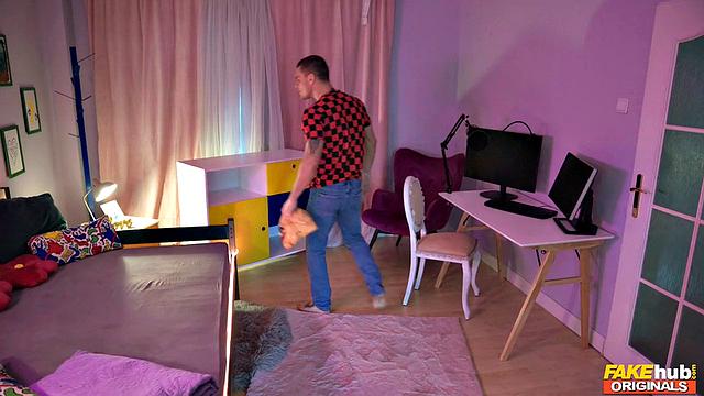 Housemates Halloween Surprise