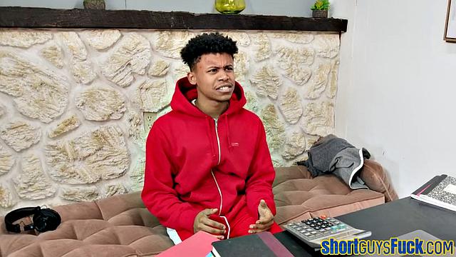 cute babe banged by short BBC king