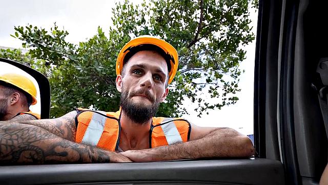 Picked-up straight worker fucks greedy gay asshole in van