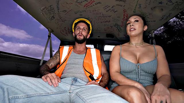 Picked-up straight worker fucks greedy gay asshole in van