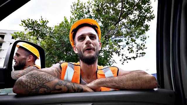 Picked-up straight worker fucks greedy gay asshole in van