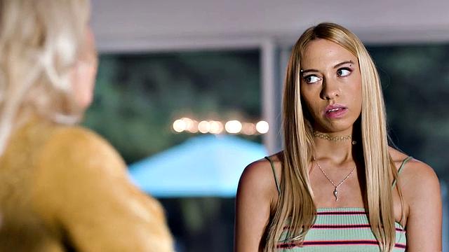 Petite dyke bitch seduced by MILF slut b4 eating pussy