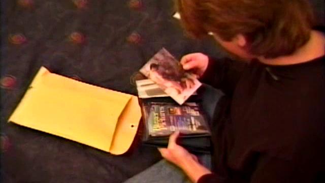 два гея сосут друг другу в душе