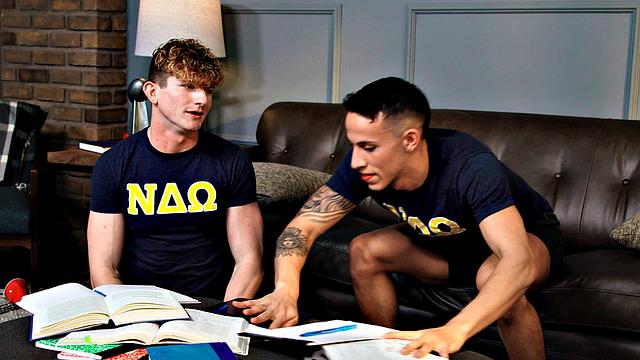 NextDoorTwink Pledges Trick Sexy Fratboys Into Fucking