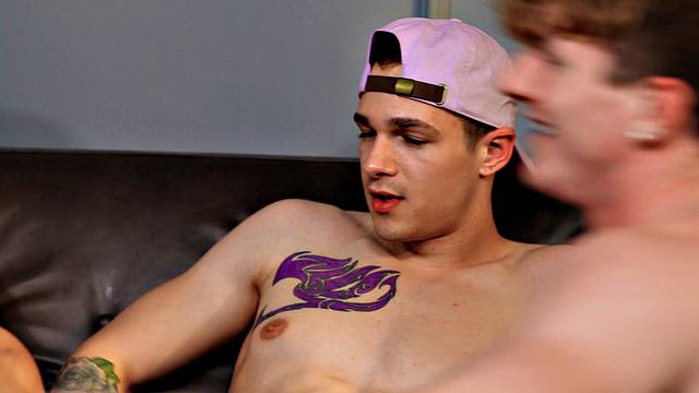 NextDoorTwink Pledges Trick Sexy Fratboys Into Fucking