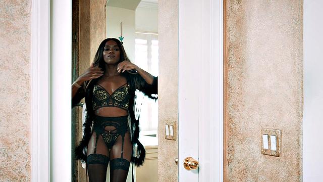 Pass Around Women Vol 1 E3