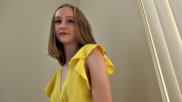 Алисия Уильямс решилась засунуть себе хуище, толще своей руки