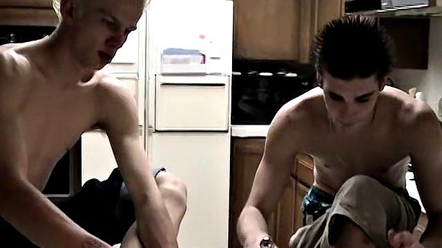 Messy Foot Play With Straight Dudes - Evan Heinze And Ian Madrox