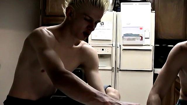 Messy Foot Play With Straight Dudes - Evan Heinze And Ian Madrox