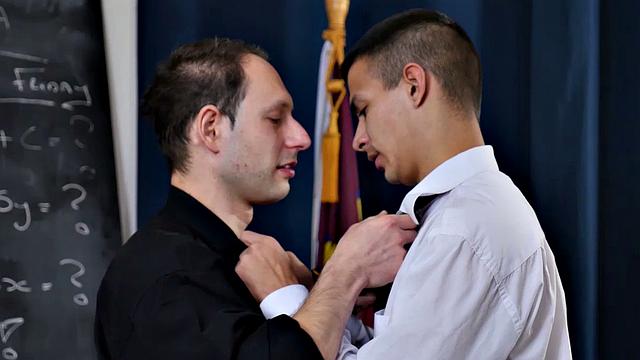 Victor Fucks Young Will Sims