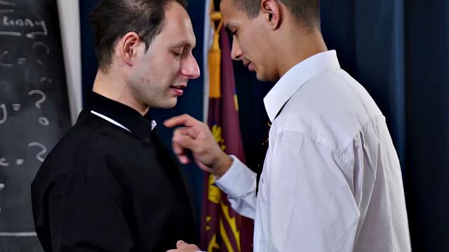 Victor Fucks Young Will Sims