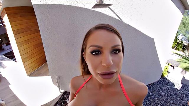 Brooklyn Chase shows her big tits in VR
