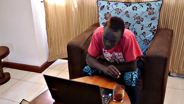 Ebony twunk fingers lubed ass in solo action