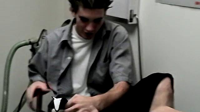Foot Cast for Evan in Need - Featuring Evan Heinze and Ian Madrox