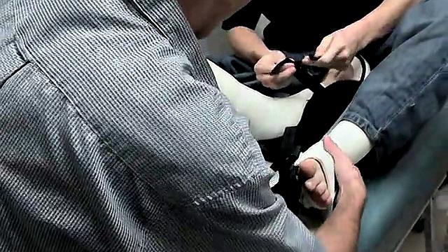 Foot Cast for Evan in Need - Featuring Evan Heinze and Ian Madrox