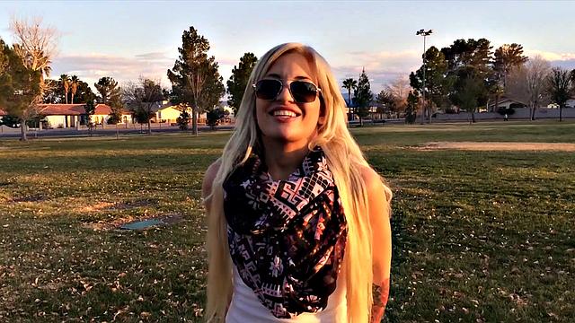 Introducing Kissa Sins