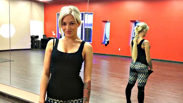 Introducing Kissa Sins