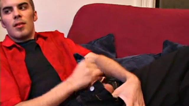 Джаспер быстро кончает