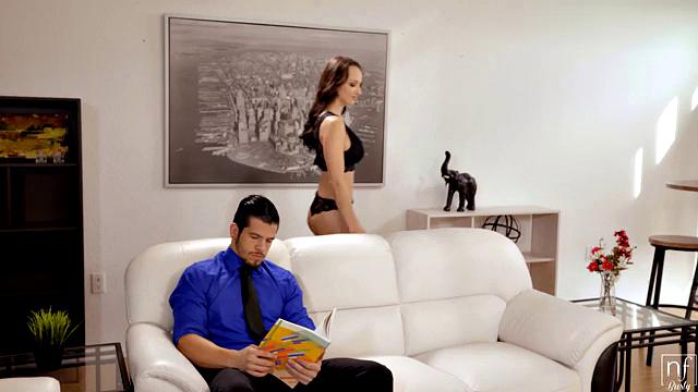 All The Right Curves - S4:E6