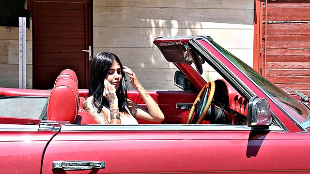 Busty Yorgelis Carrillo Waxes Car Washers BBC GP2435