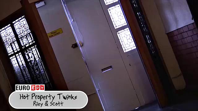 HOT PROPERTY TWINKS - Scene 2 - Riley & Scott