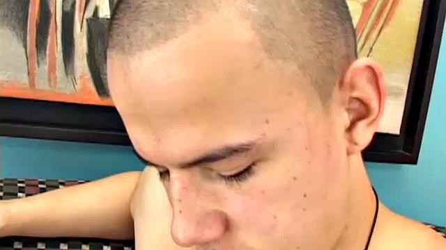 Roman wants Domingo to fuck his Latin ass and it isn't long before the twinks move indoors to do something about it. There, the two make out, as they quickly strip naked.