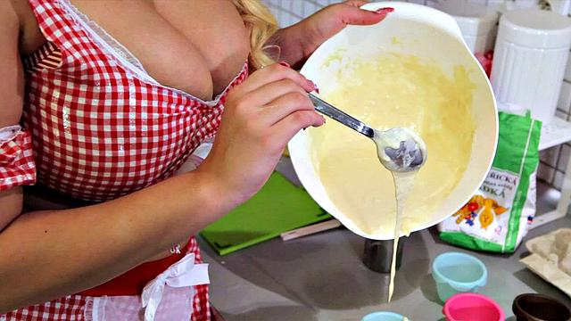 Angel In The Kitchen, Devil In Bedroom