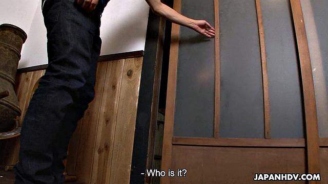 Insurance lady fucked married guy all day