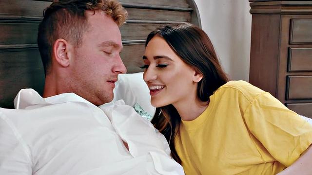 Hairy babe pussypounded by BF after teasing