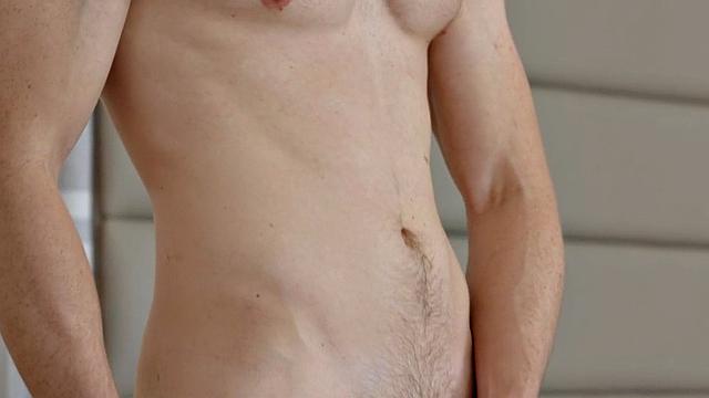 Amateur eager jock wanking his cock solo before cumshot