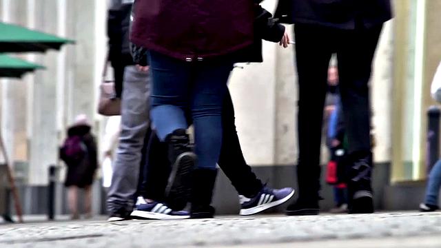 Tinder Date on Good Friday