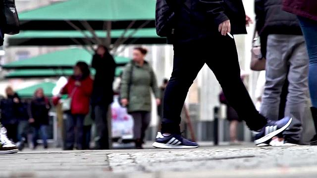 Tinder Date on Good Friday