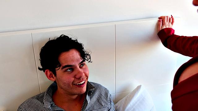 Casca Akashova: How Do I Look?